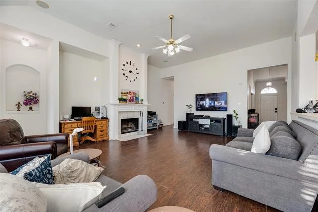 Photo of 5101 Raincrest Drive