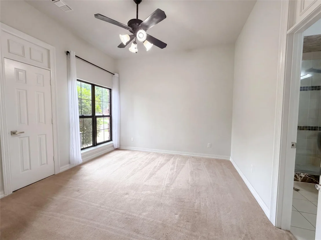 Photo of 2405 Castle Rock Road
