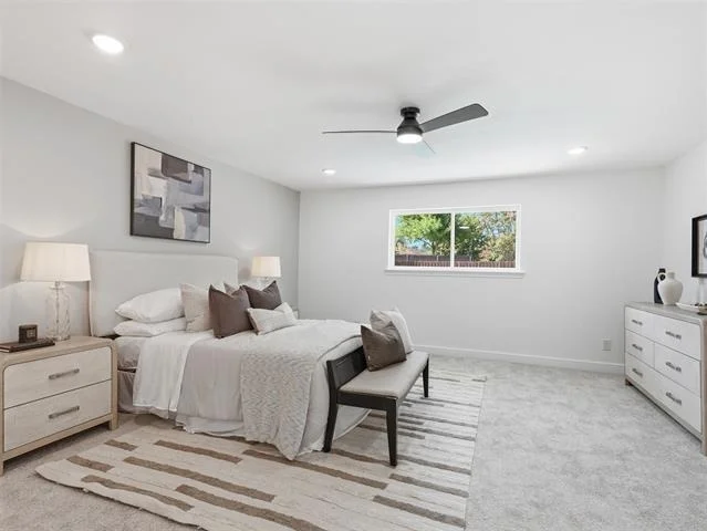 Photo of 2369 Claridge Circle