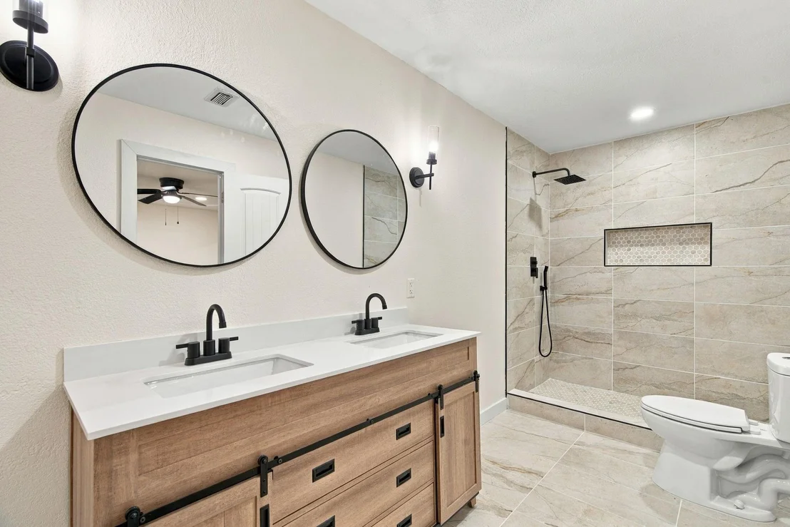 Photo of 2421 Meadow View