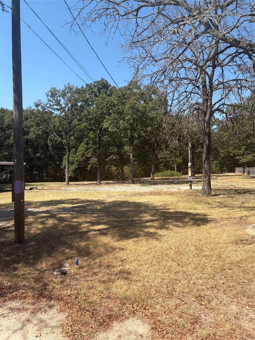 Photo of 6885 County Road 3512 Road
