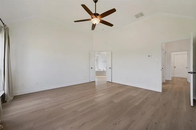 Photo of 213 Lake Way