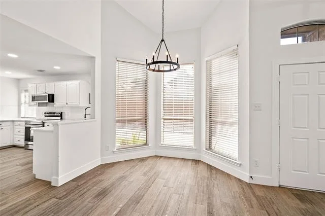 Photo of 381 Arbor Lane
