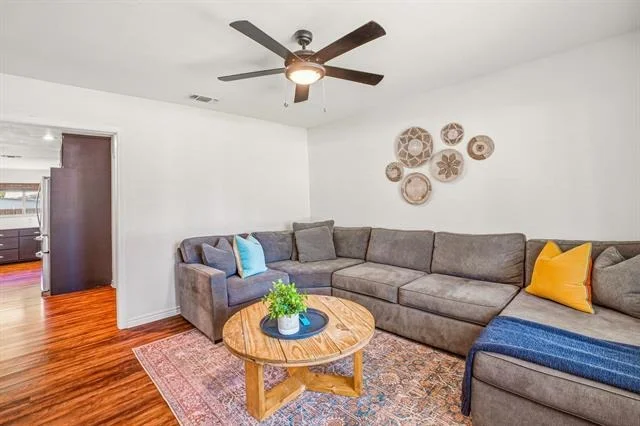 Photo of 1309 Cliff Drive
