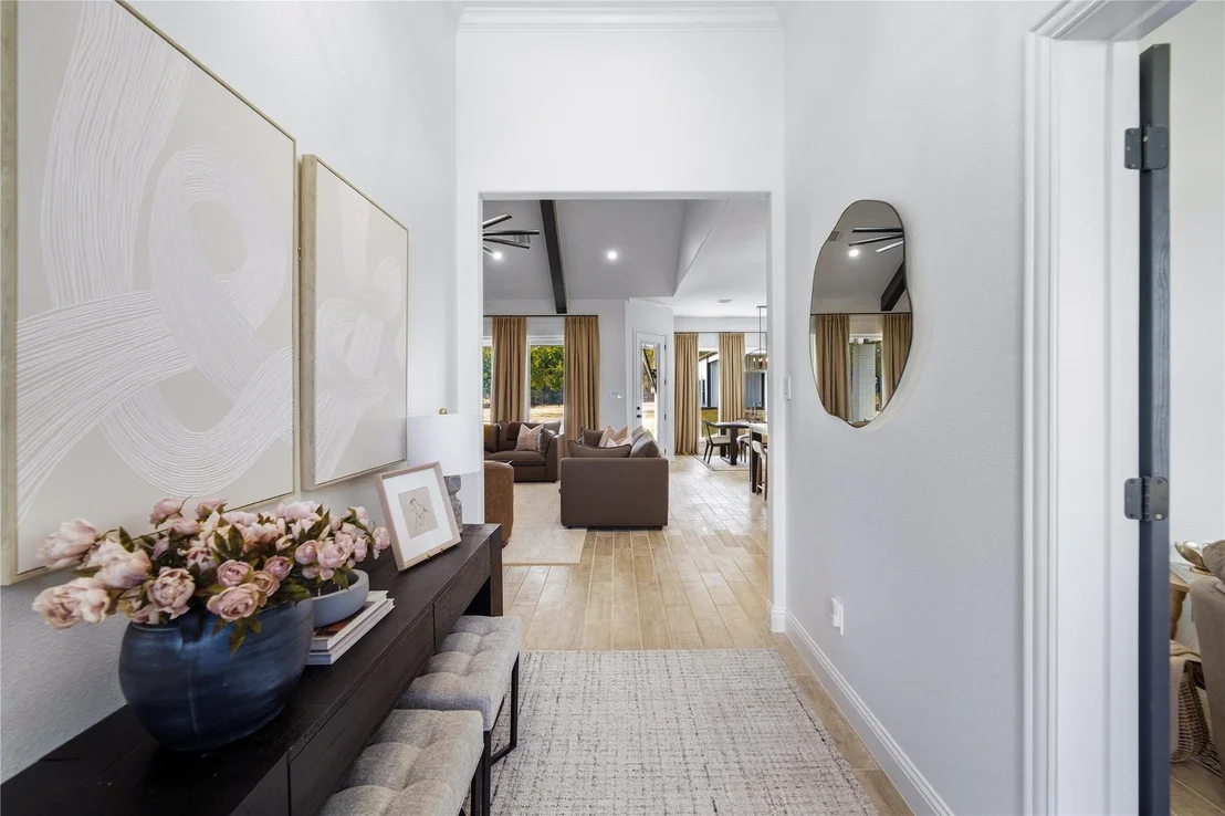 Photo of 1135 Paradise Parkway