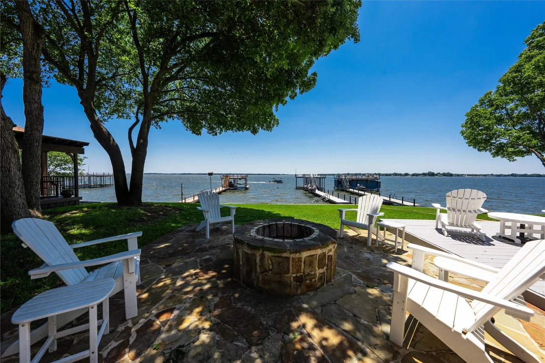 Photo of 684 Enchanted Isles Drive