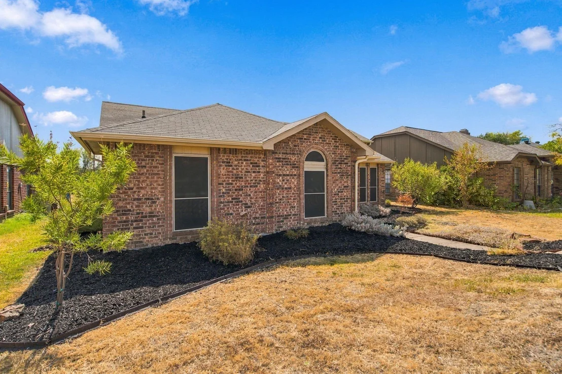 Photo of 4405 Queen Circle