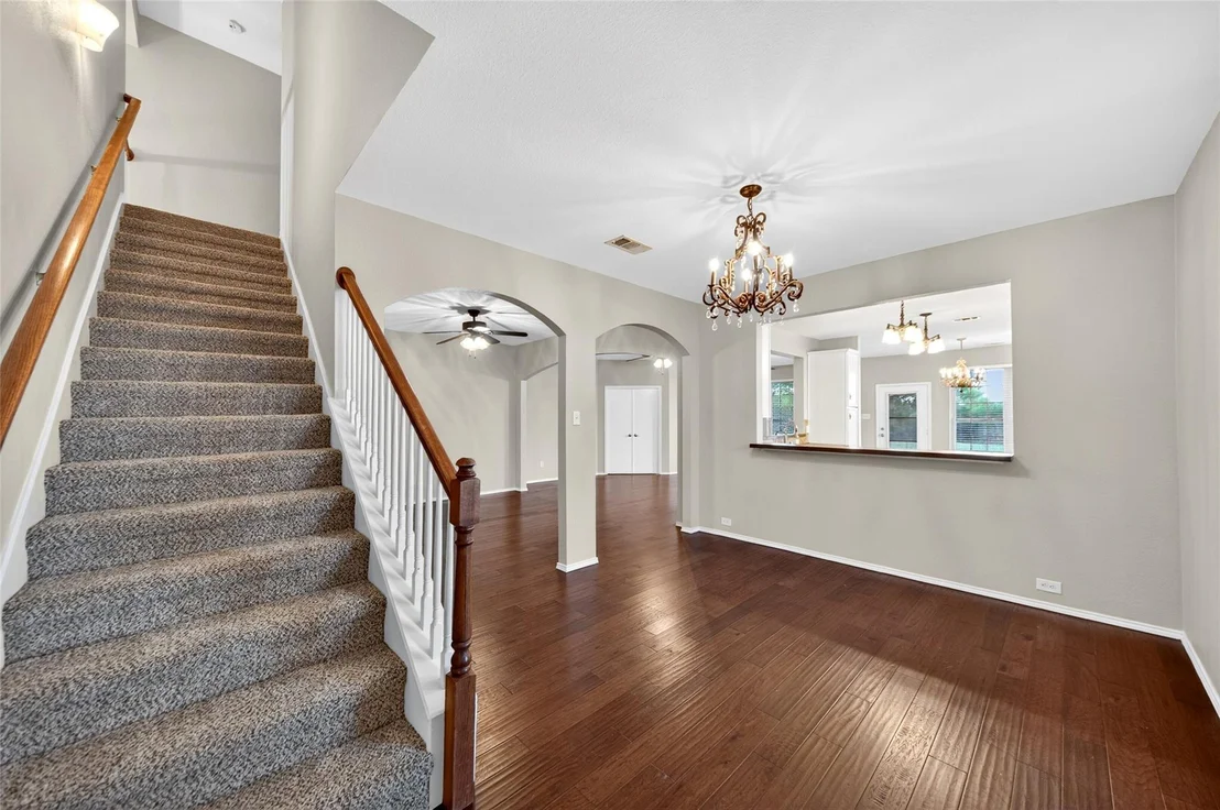 Photo of 105 Southview Drive