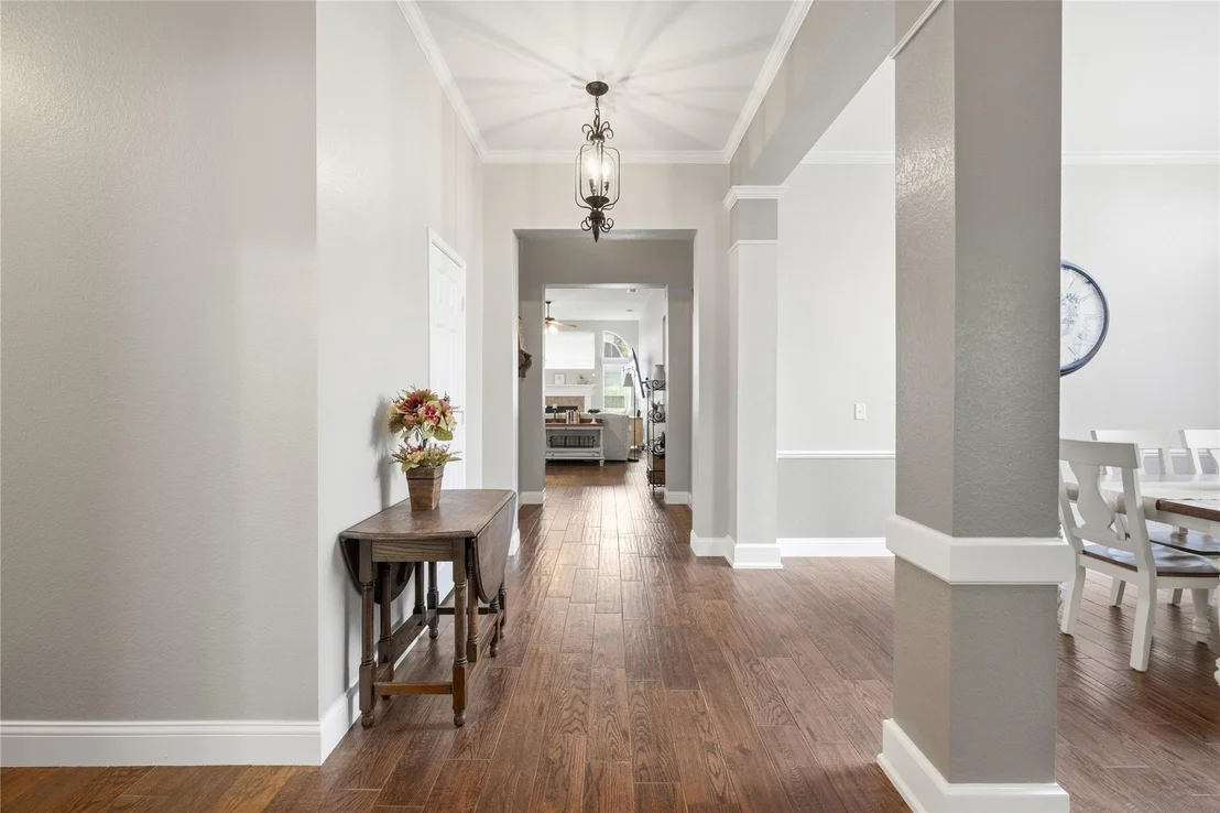 Photo of 1004 Dover Heights Trail