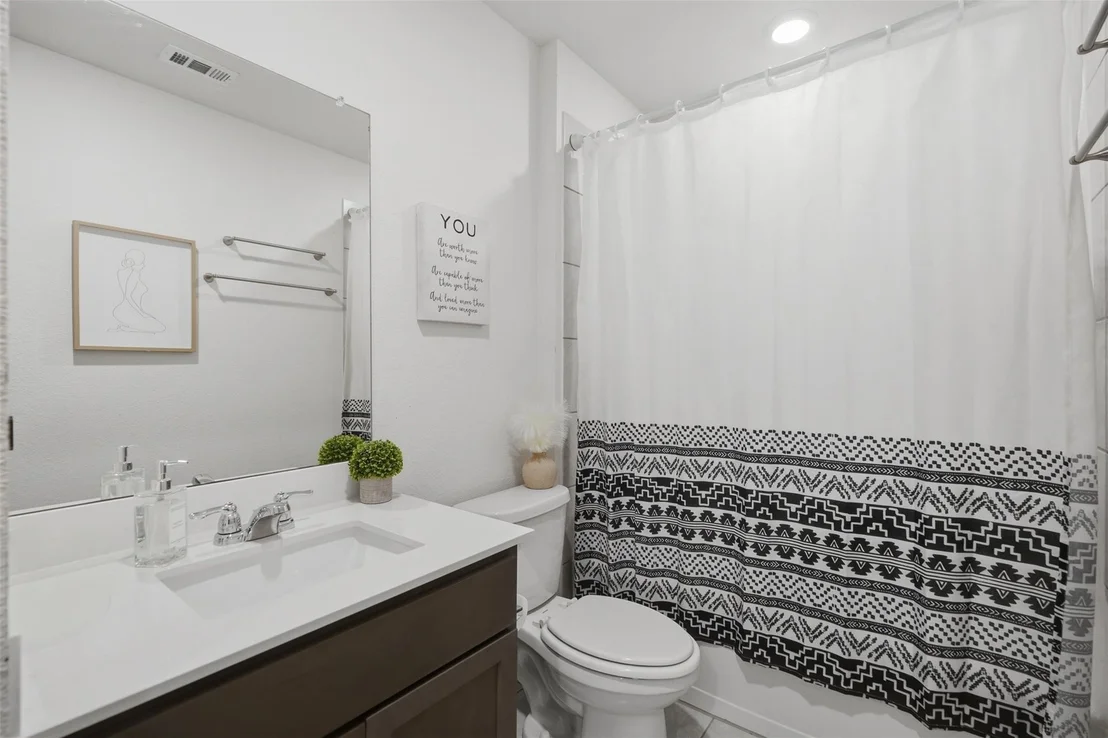 Photo of 2424 Wildhaven Road