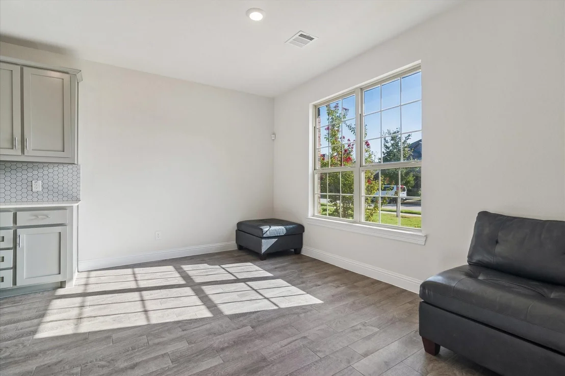 Photo of 6012 Dandelion Drive