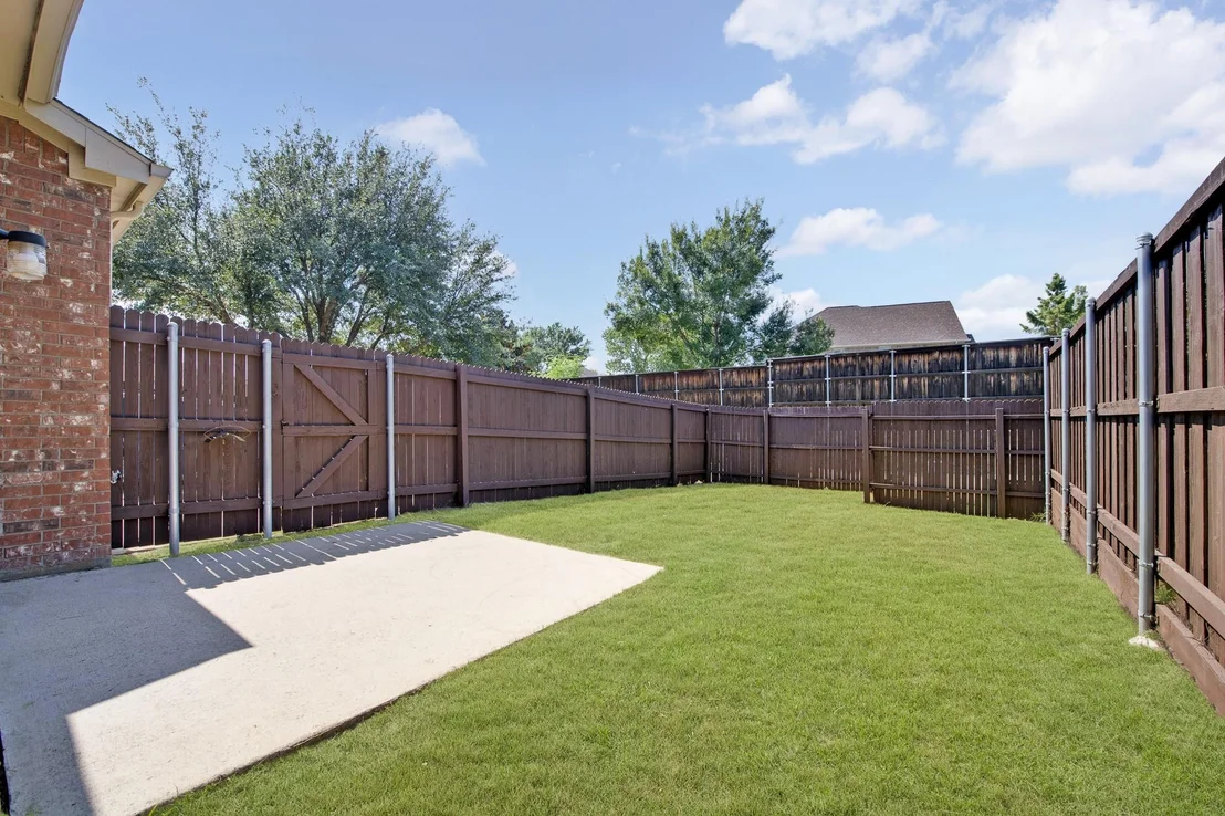 Photo of 6883 Winston Drive
