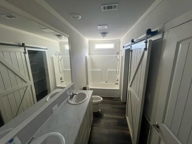 Photo of 705 W Pierce Street