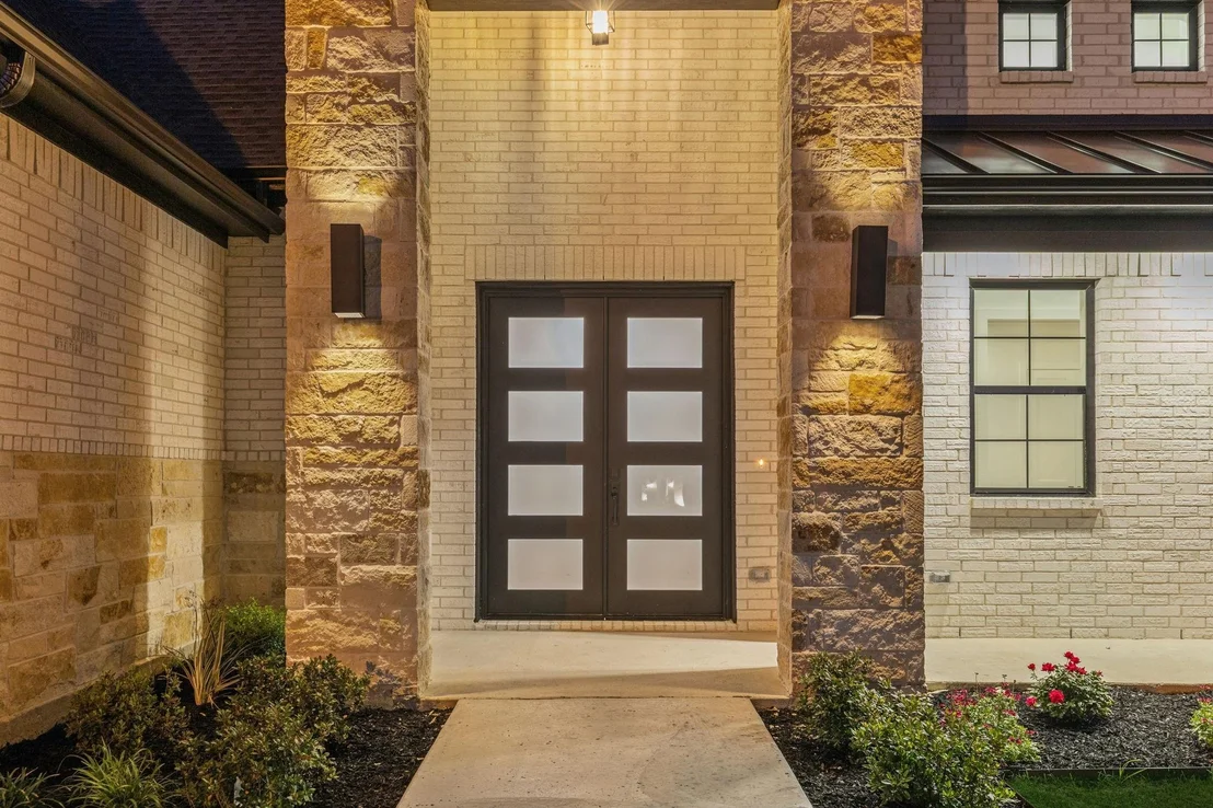 Photo of 312 CARRINGTON Drive