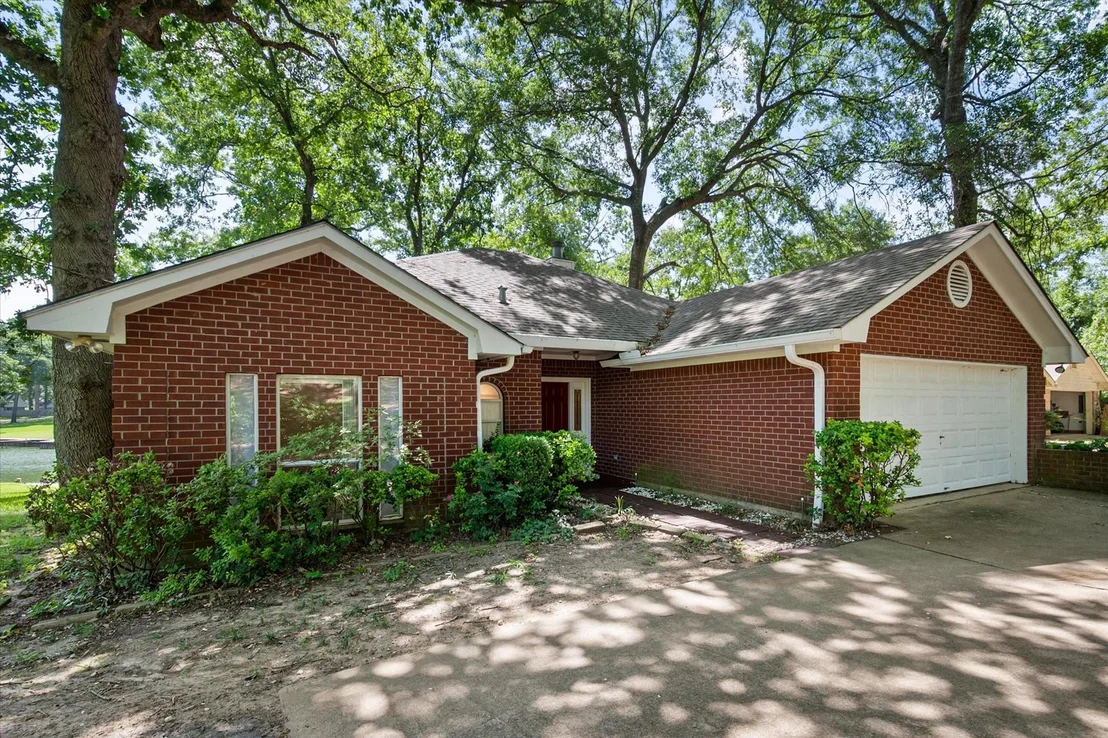 Photo of 280 Shadow Oaks Drive