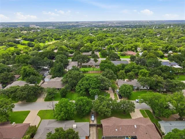 Photo of 6475 Fortune Road