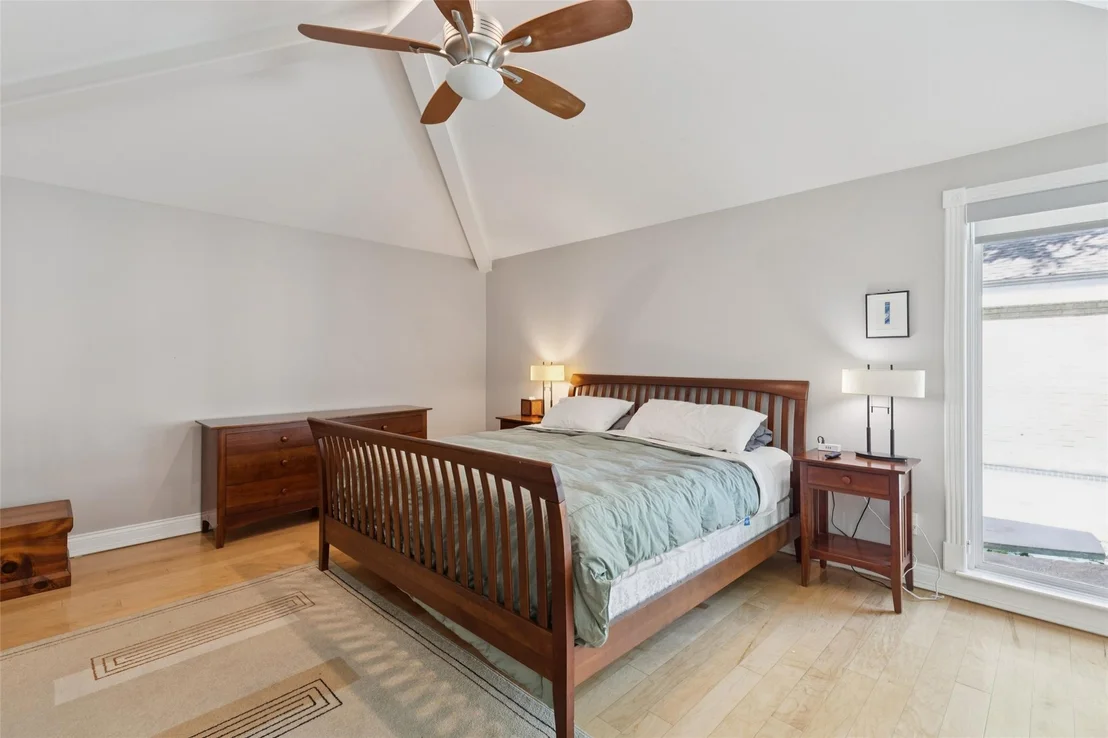 Photo of 7221 Pleasant View Drive