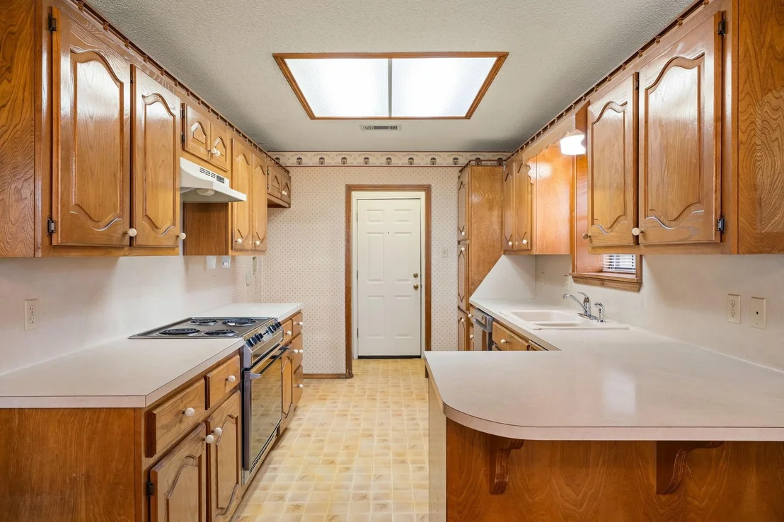 Photo of 502 Celeste Drive