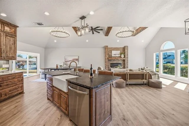Photo of 2309 River Road