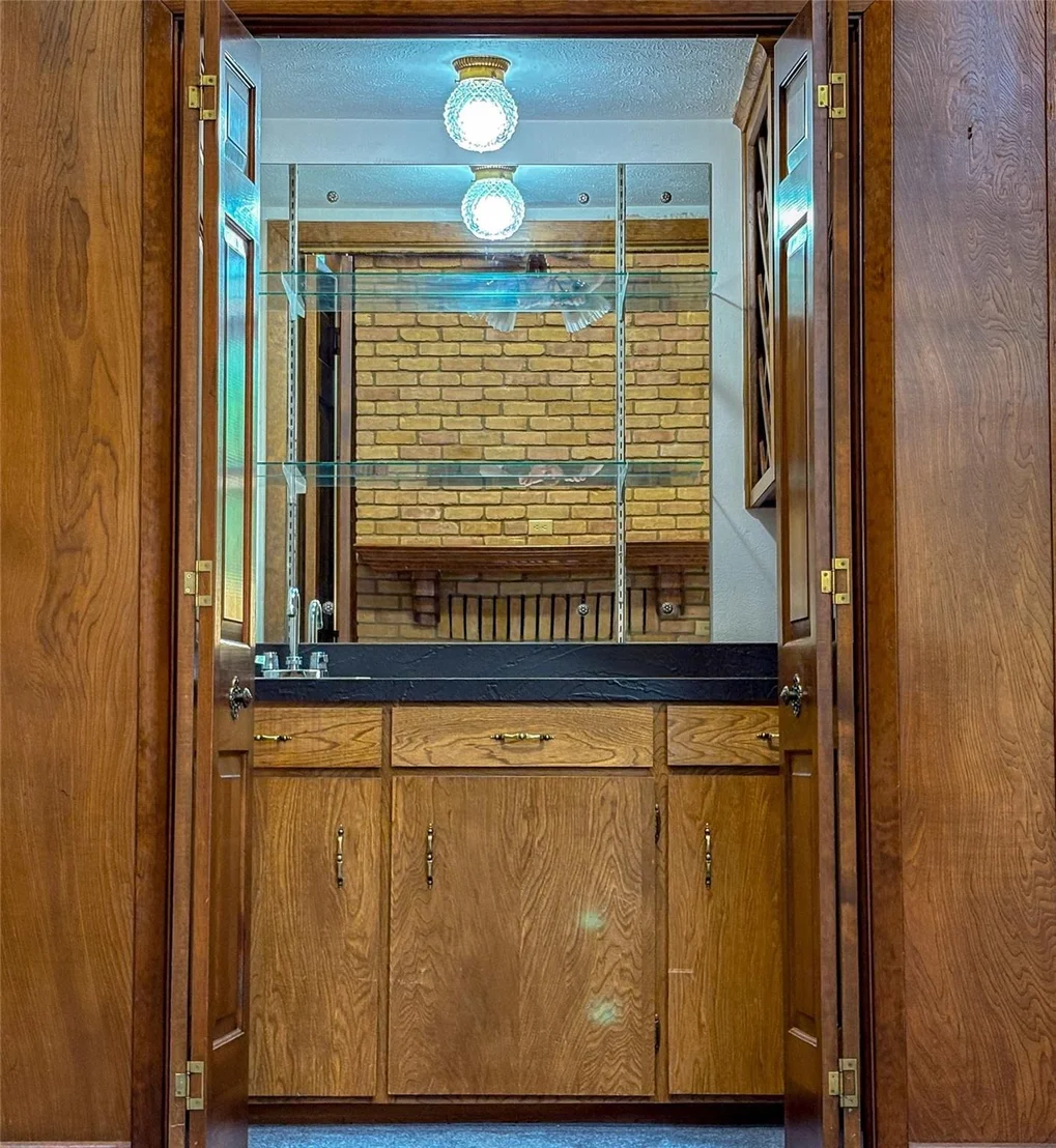 Photo of 802 Circle Drive