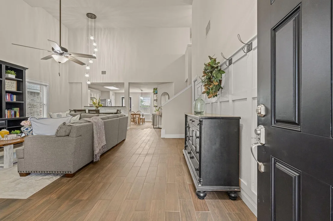 Photo of 433 Andalusian Trail