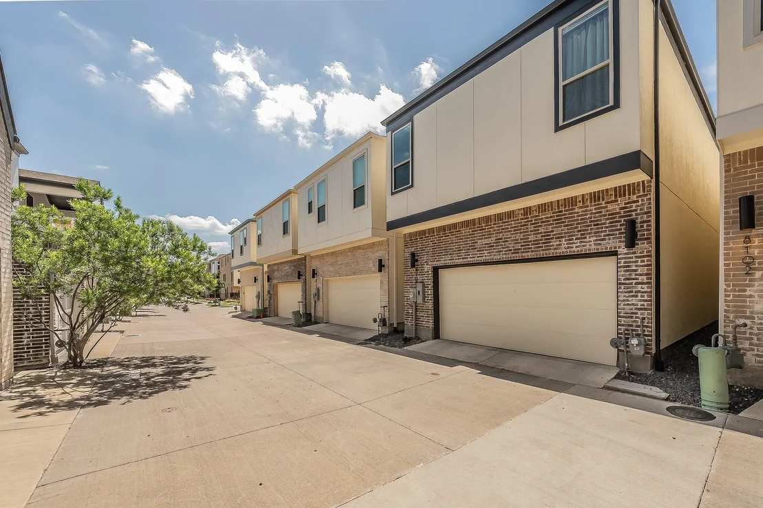 Photo of 8106 Emsworth Drive