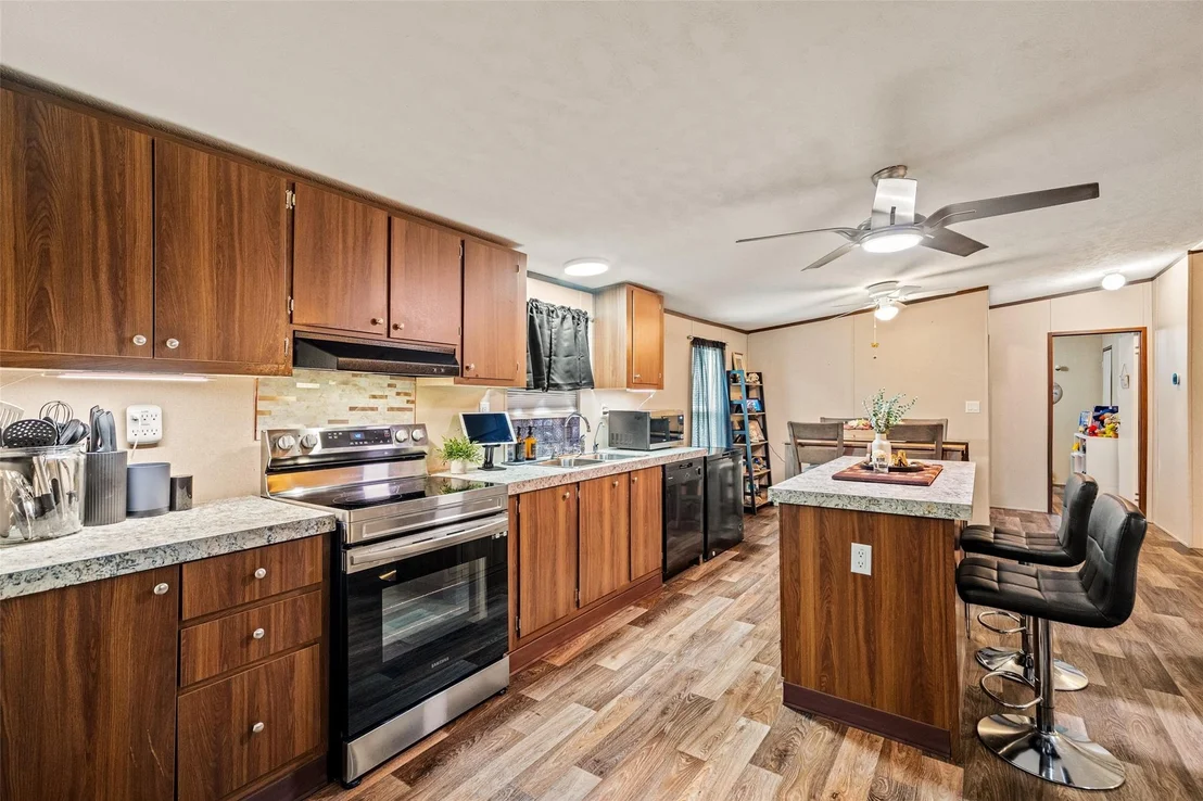 Photo of 9815 Private Road 3792