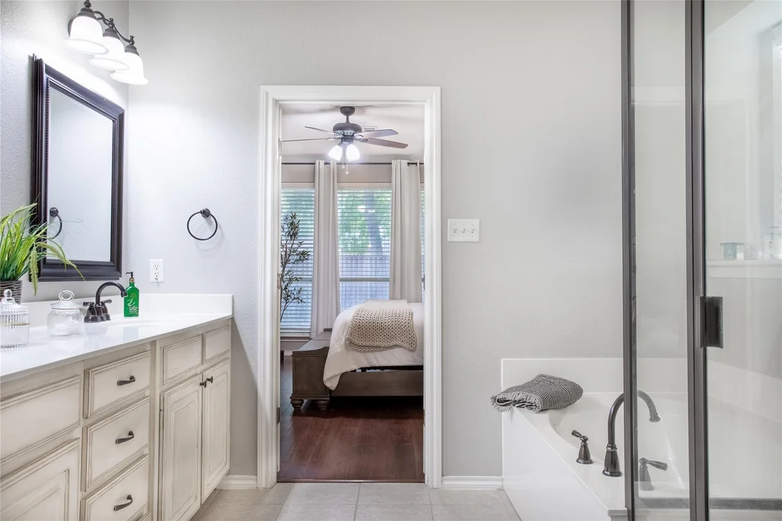 Photo of 10520 Stoneside Trail