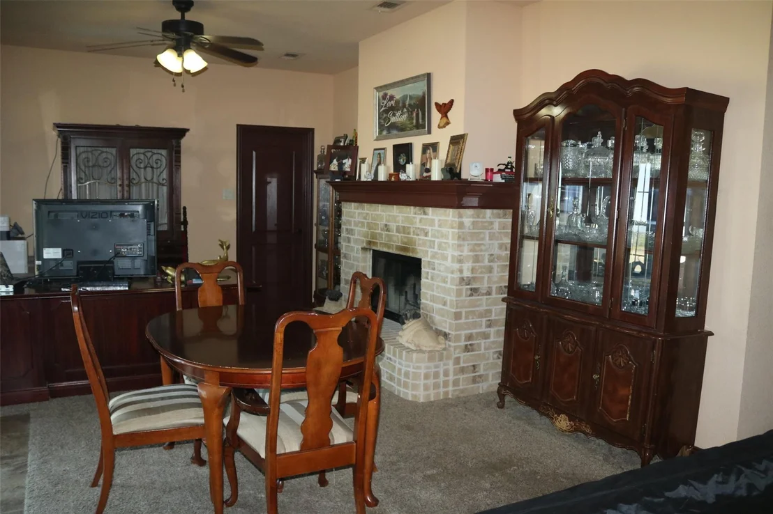 Photo of 1055 Chartres