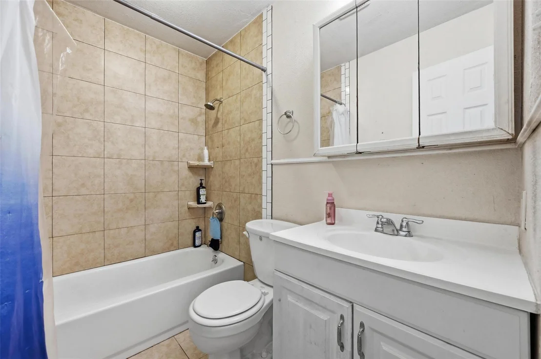 Photo of 905 Brookhaven Drive