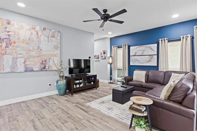 Photo of 17322 Crossing Circle