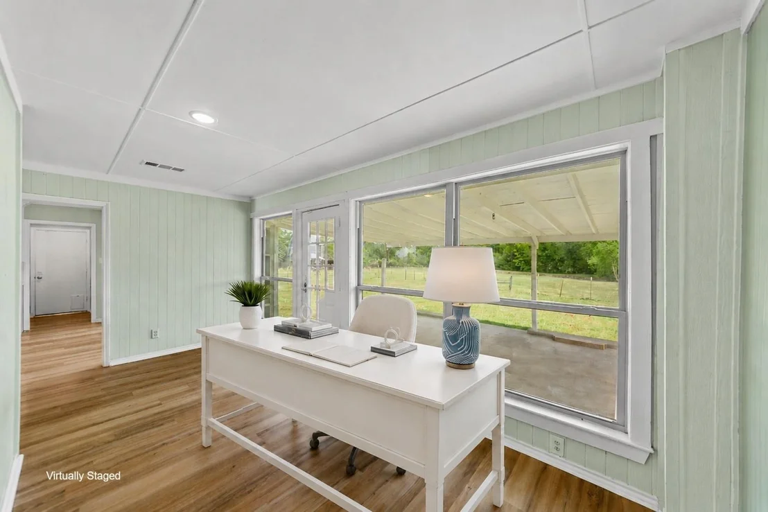 Photo of 16612 Scenic Circle