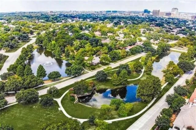 Photo of 502 Lakeside Drive