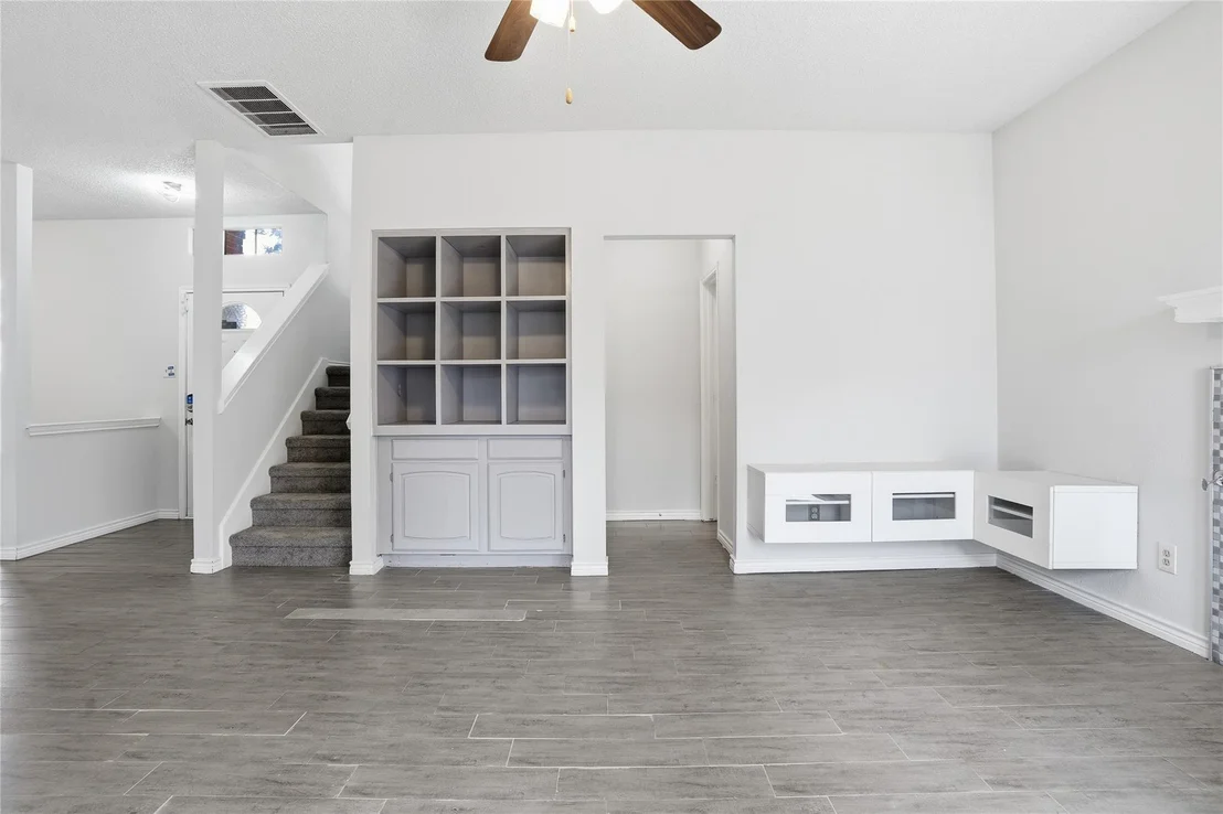 Photo of 2142 Falcon Ridge Drive
