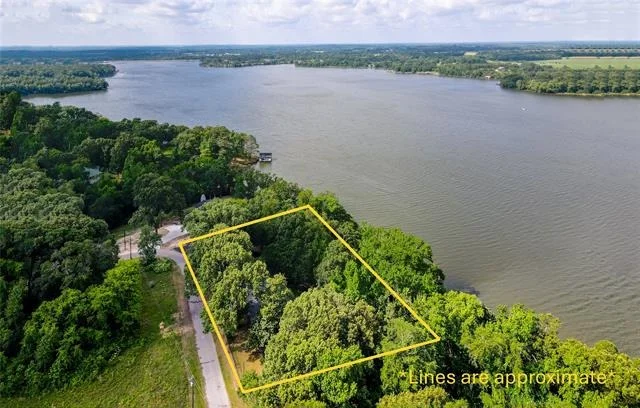 Photo of 447 County Road 4845