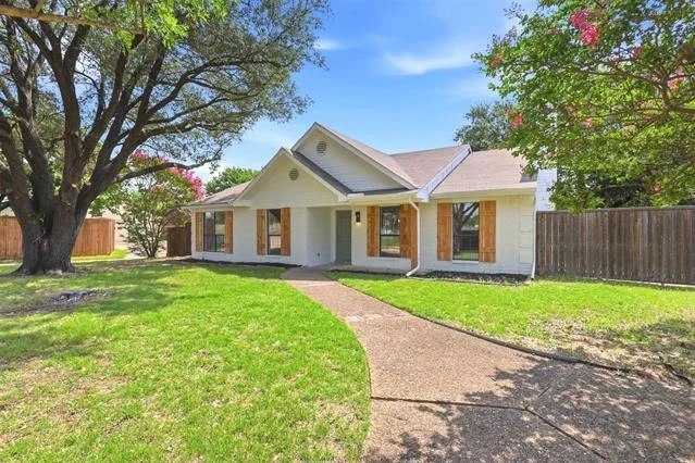 Photo of 1516 Hendrick Drive