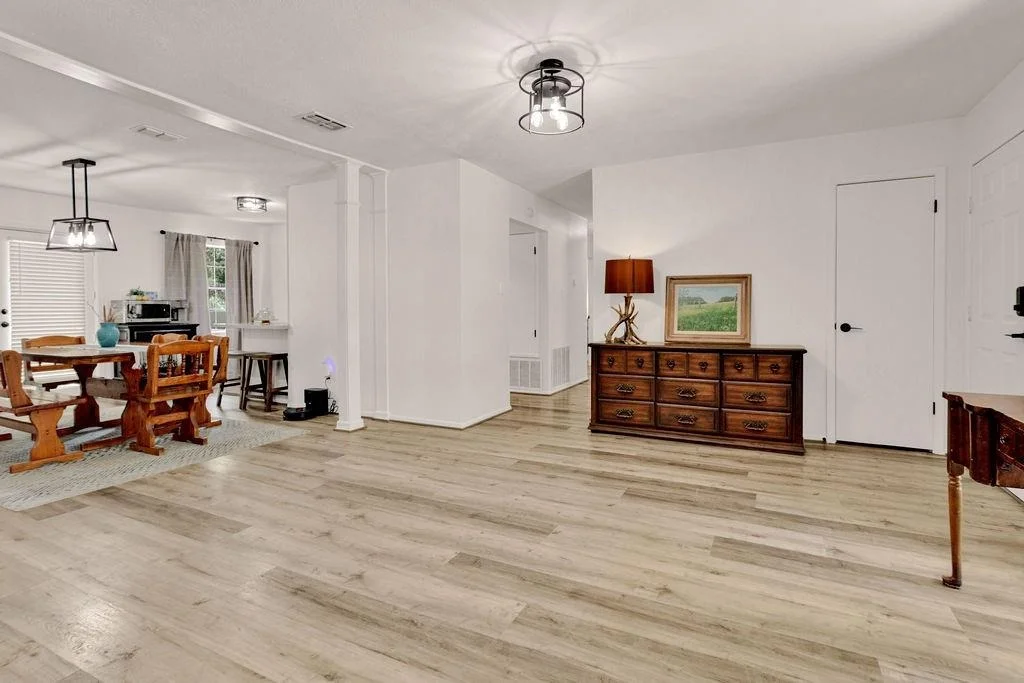 Photo of 855 Avenue A