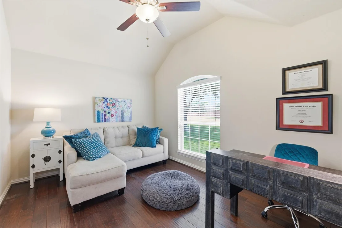 Photo of 800 Silverthorne Drive