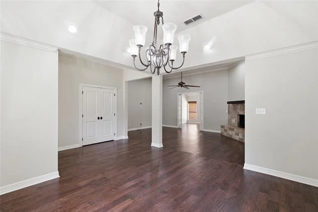 Photo of 1515 Oak Forest Drive
