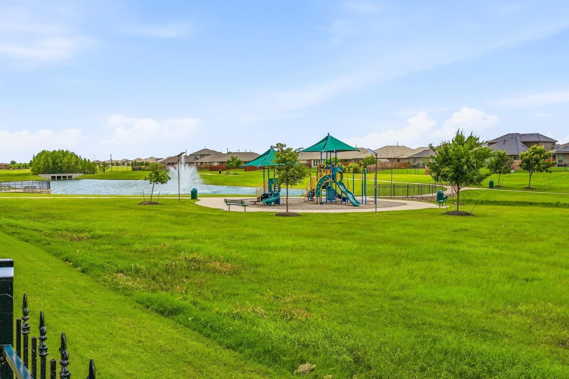 Photo of 1106 Burlingame Drive