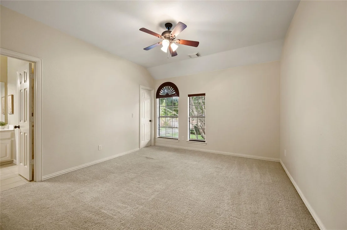 Photo of 1607 Forest Bend Lane
