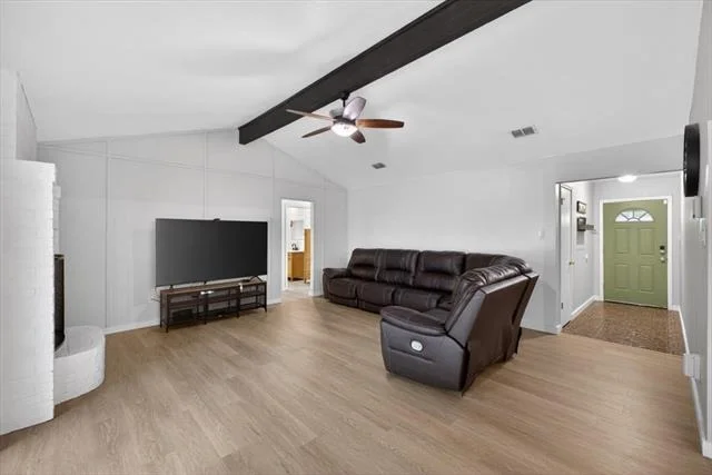 Photo of 405 Pecan Street