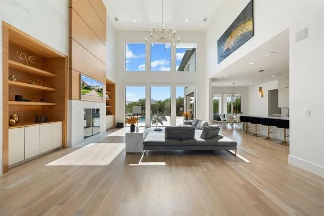 Photo of 3347 Midwick Drive
