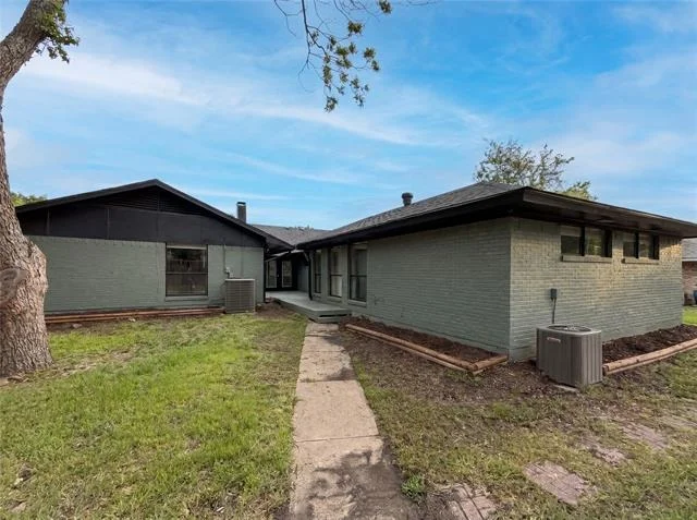 Photo of 3255 Whitehall Drive