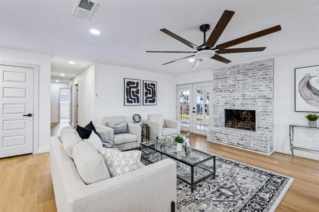 Photo of 5445 Enderly Place