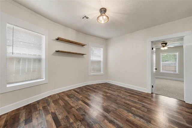 Photo of 3112 Homan Avenue