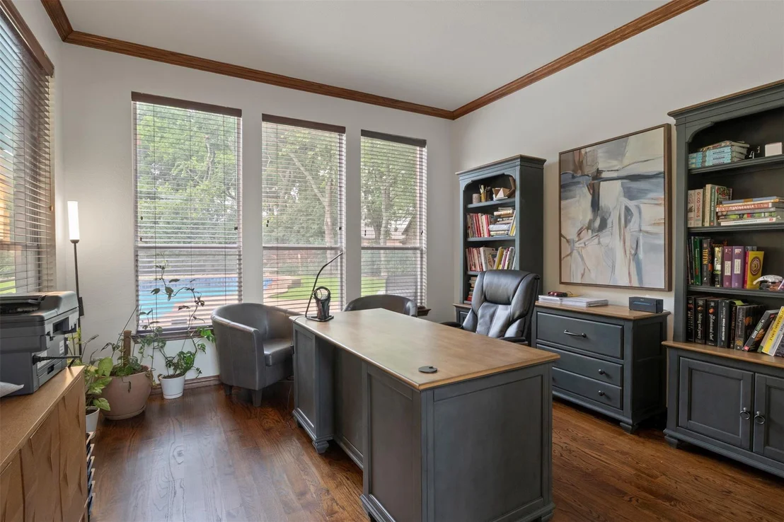Photo of 1207 Conroe Drive