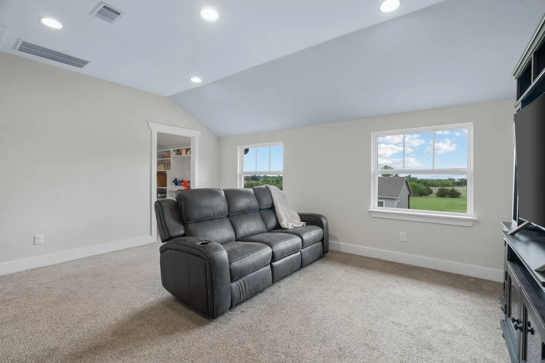 Photo of 828 Cornelius Road