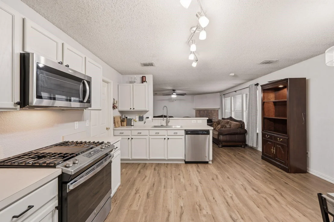Photo of 1131 Singletree Drive