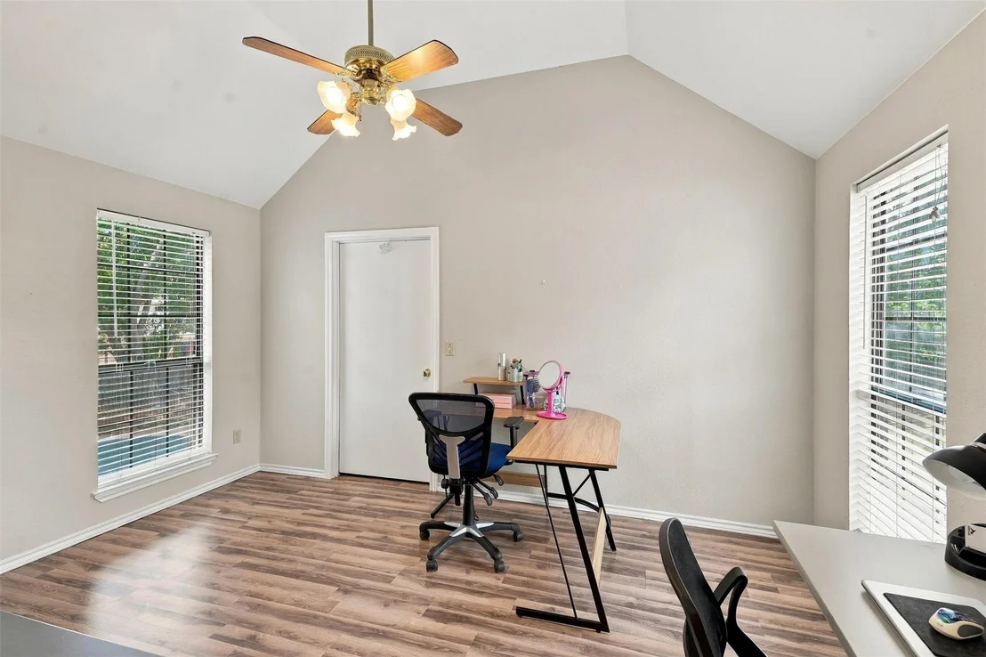 Photo of 3817 Periwinkle Street